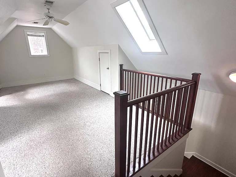 14 Elizabeth St #5 — Photo 21