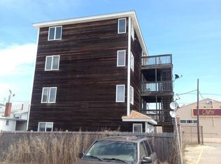 7 Shea St #3, Salisbury, MA 01952