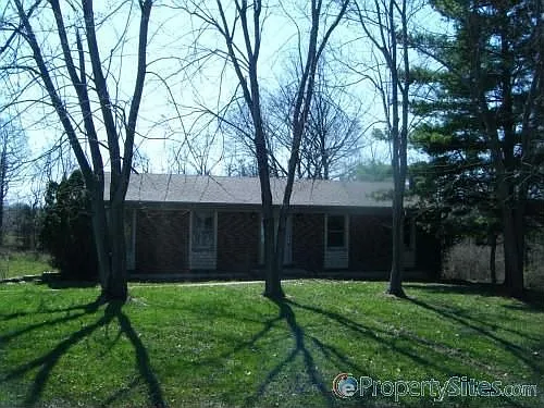3227 Garden Meadows Dr photo 1