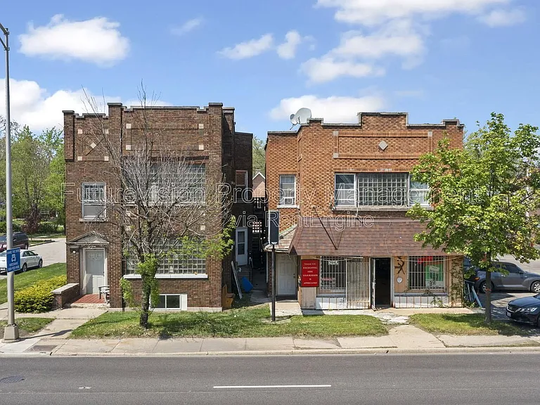 825 W Jefferson St — Photo 11