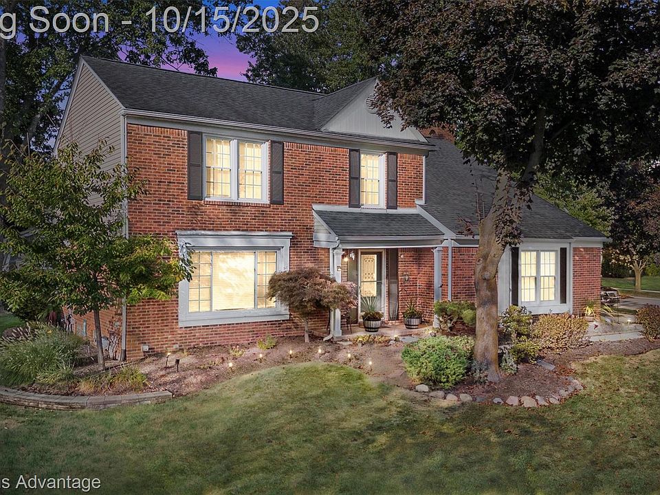 1st image of 34514 Woodvale Dr