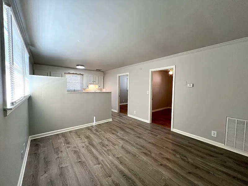 1 bed, 1.0 bath, 650 sqft, $1,495 — Photo 3