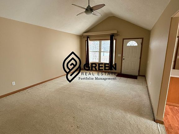 3rd image of 218 N Van Buren Ave