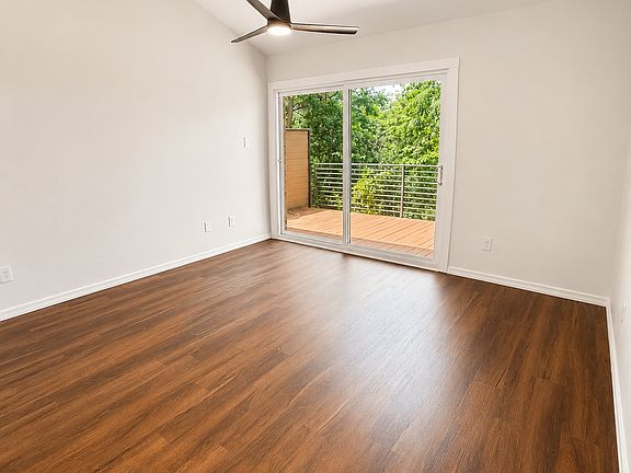 5th image of 2204 W Park Blvd APT 2901