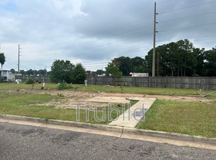 104 Gawain Dr, Prattville, AL 36067