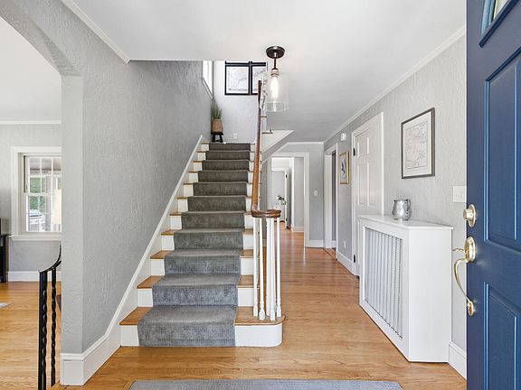 4th image of 74 Fletcher Street