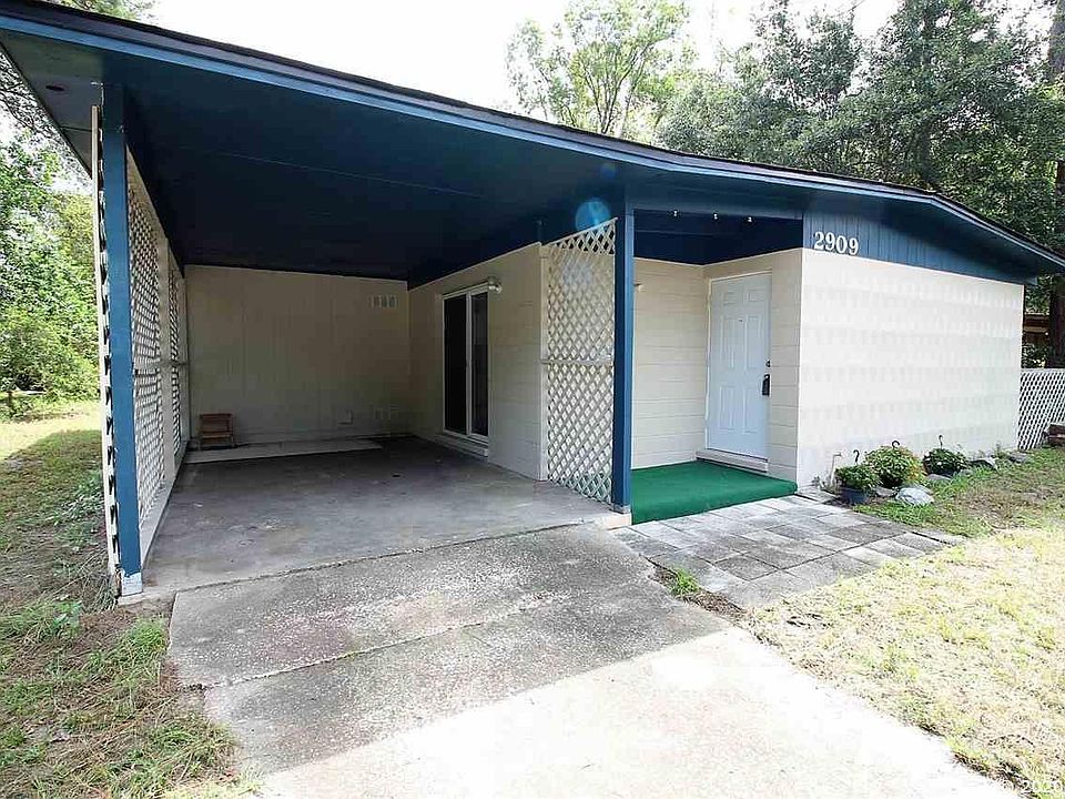 1st image of 2909 NE 13th Dr