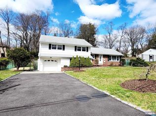 46 Garry Rd, Closter, NJ 07624