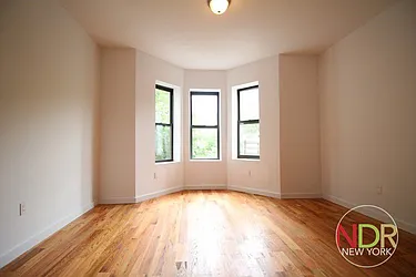 Rented by Next Door Realty NYC