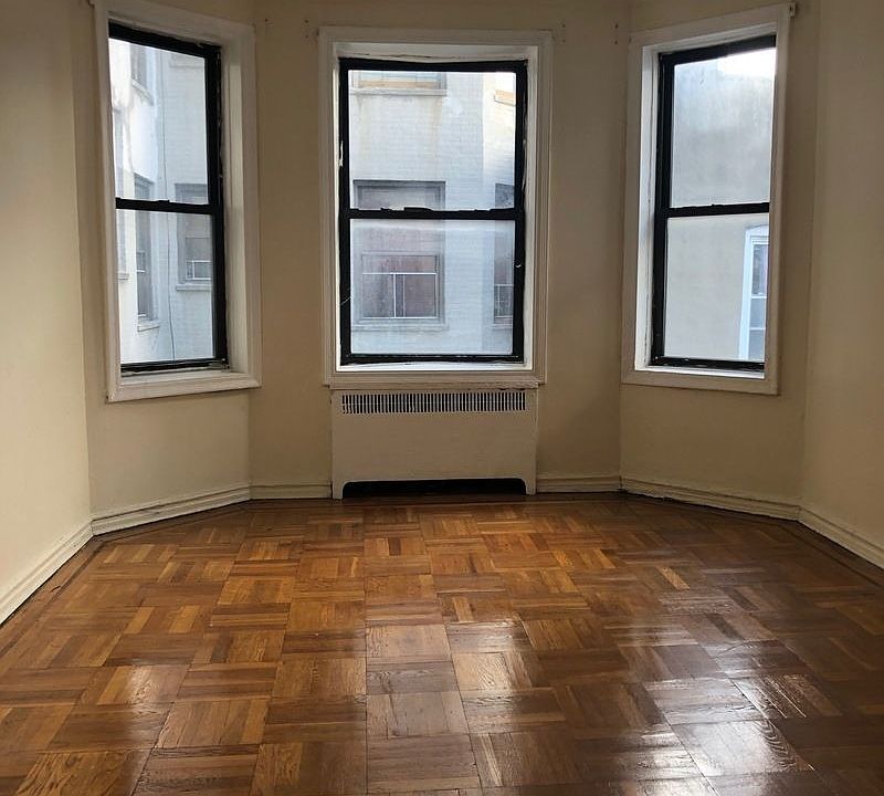1st image of 100 Linden Blvd APT 3D