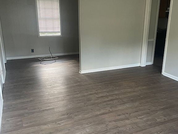 5th image of 3511 49th St E