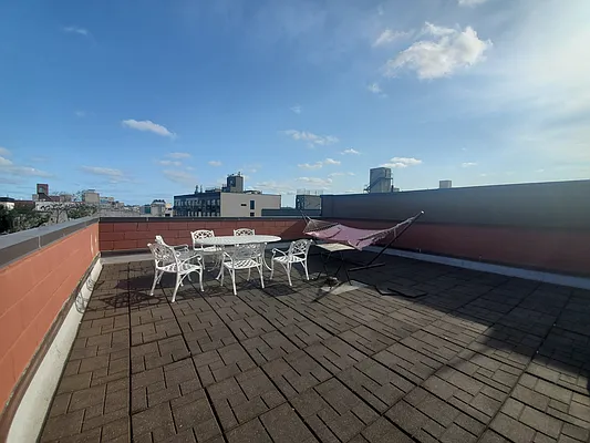 Rented by Doorway NYC, LLC | media 23