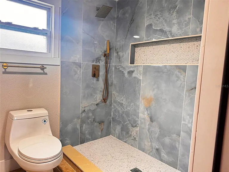 3205 E Shadowlawn Ave — Photo 22