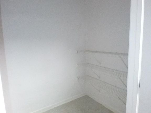 3rd image of 503 Cypress St #18