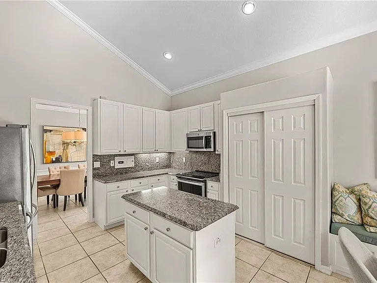 12885 Brynwood Way — Photo 13