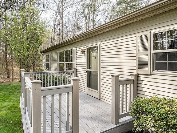 5th image of 831 Greenrow Drive