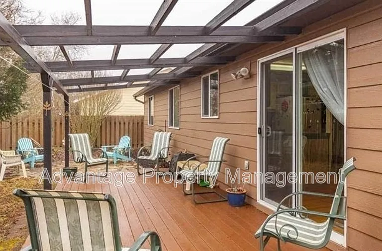 3122 30th Ave SE — Photo 20