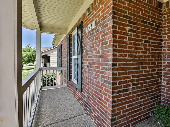 3rd image of 157 Woodfield Cir