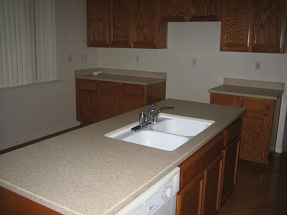 5th image of 2233 Mayfair Ct #2233