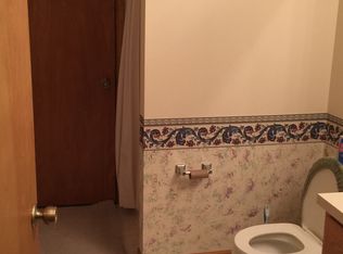 57 Wilshire Dr, Frankenmuth, MI 48734