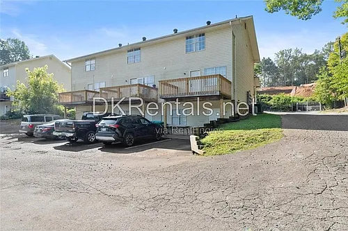 360 Lee Trl #135 Photo 1