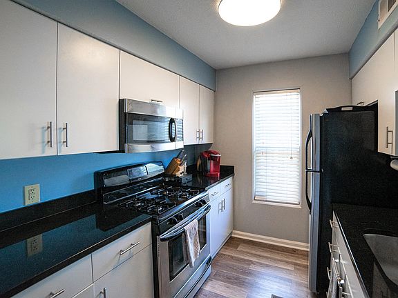 4th image of 915 Quay Ave #915E
