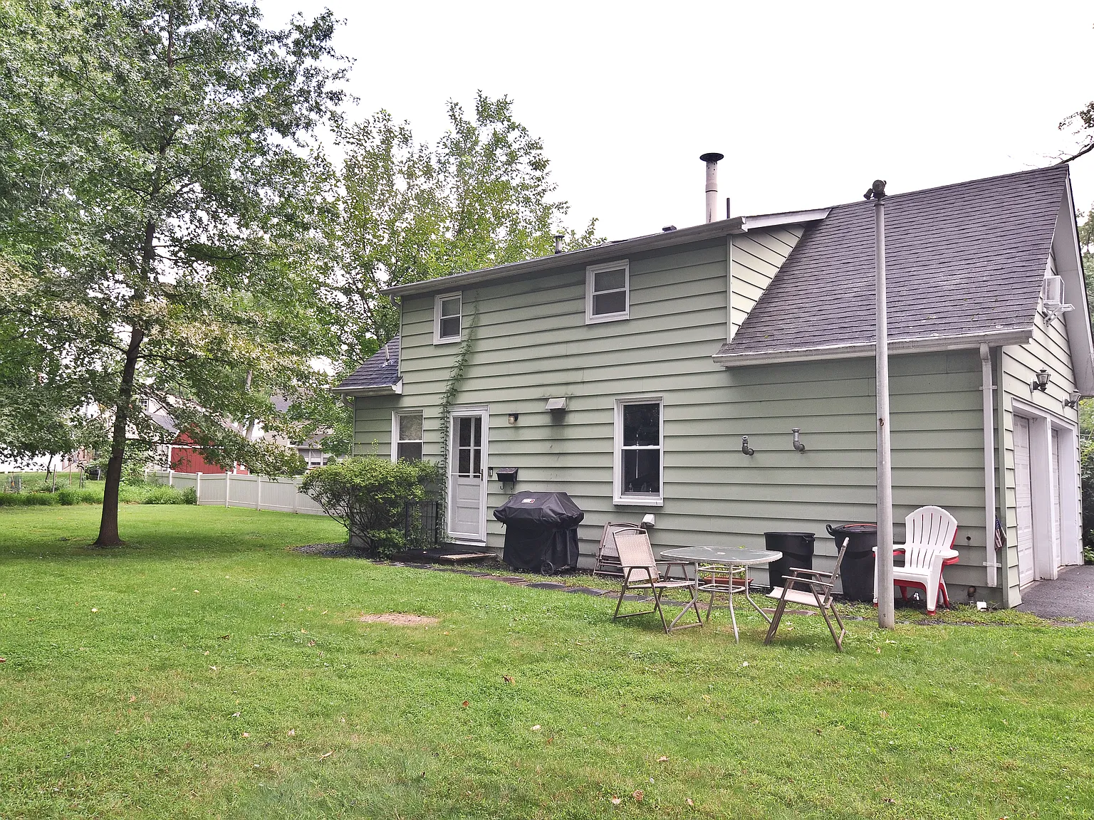2 bed, $2,150 — Photo 2