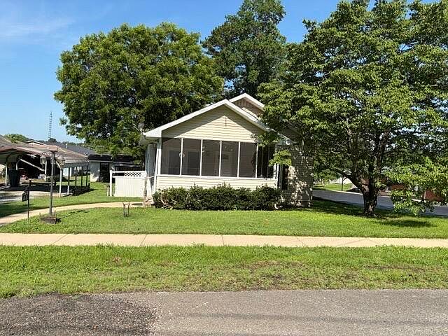 1st image of 48 Mounds St