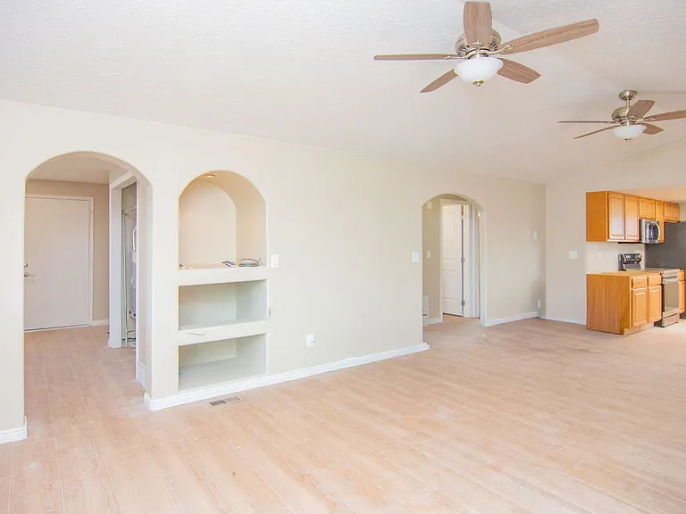146 N 2300 W #2 — Photo 4