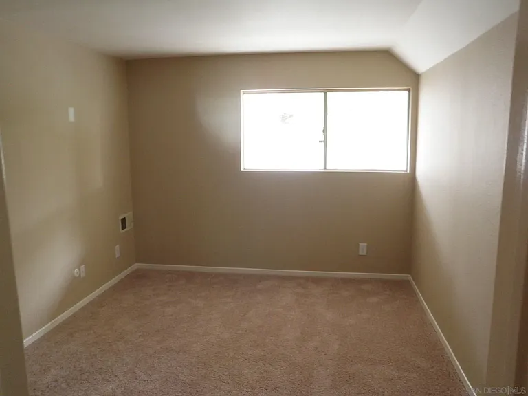 6255 Mission Blvd — Photo 6
