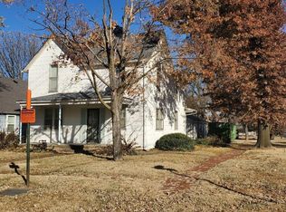 230 S Western Ave, Chanute, KS 66720
