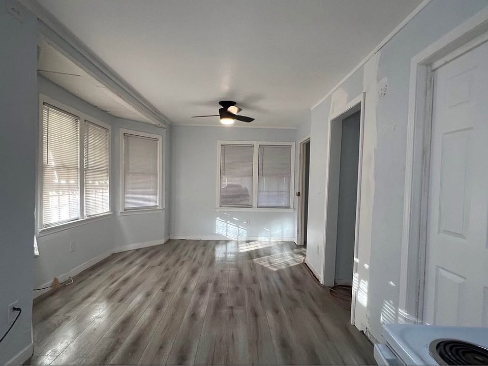 1st image of 517 Bob Sikes Blvd #517