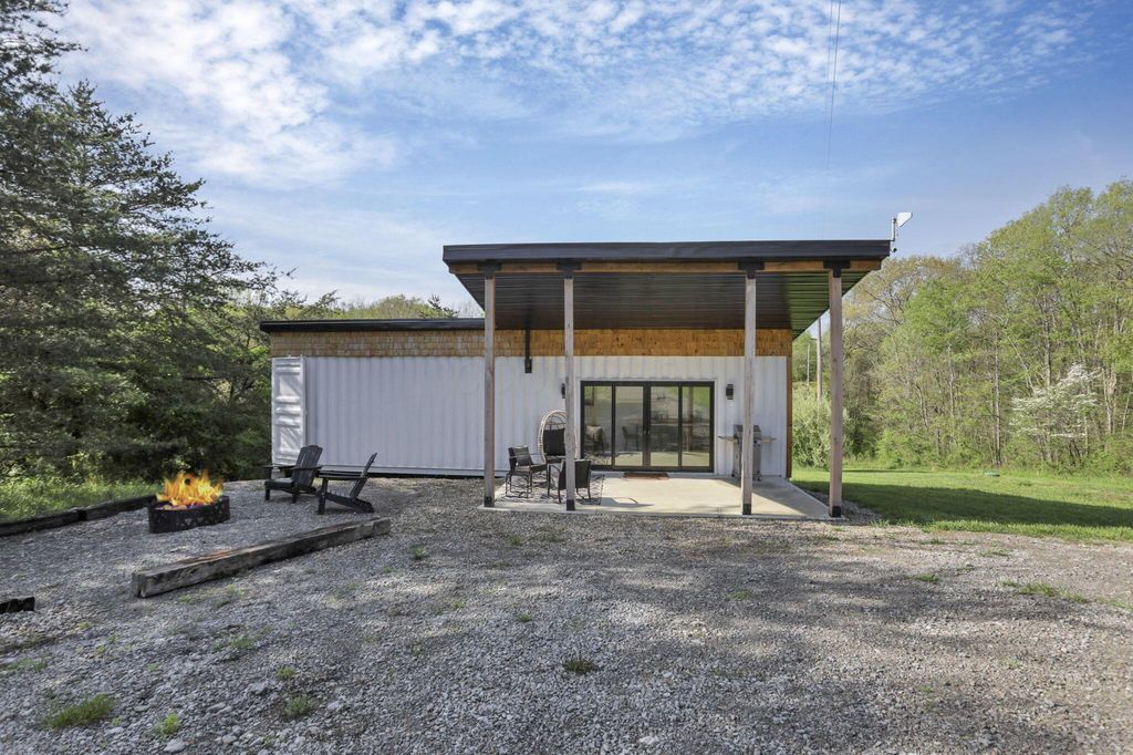 Real estate listing image