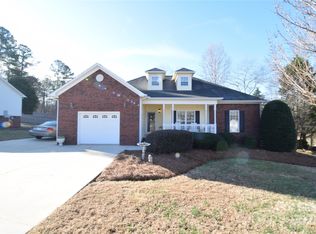 1013 Mays Ct, Gastonia, NC 28054