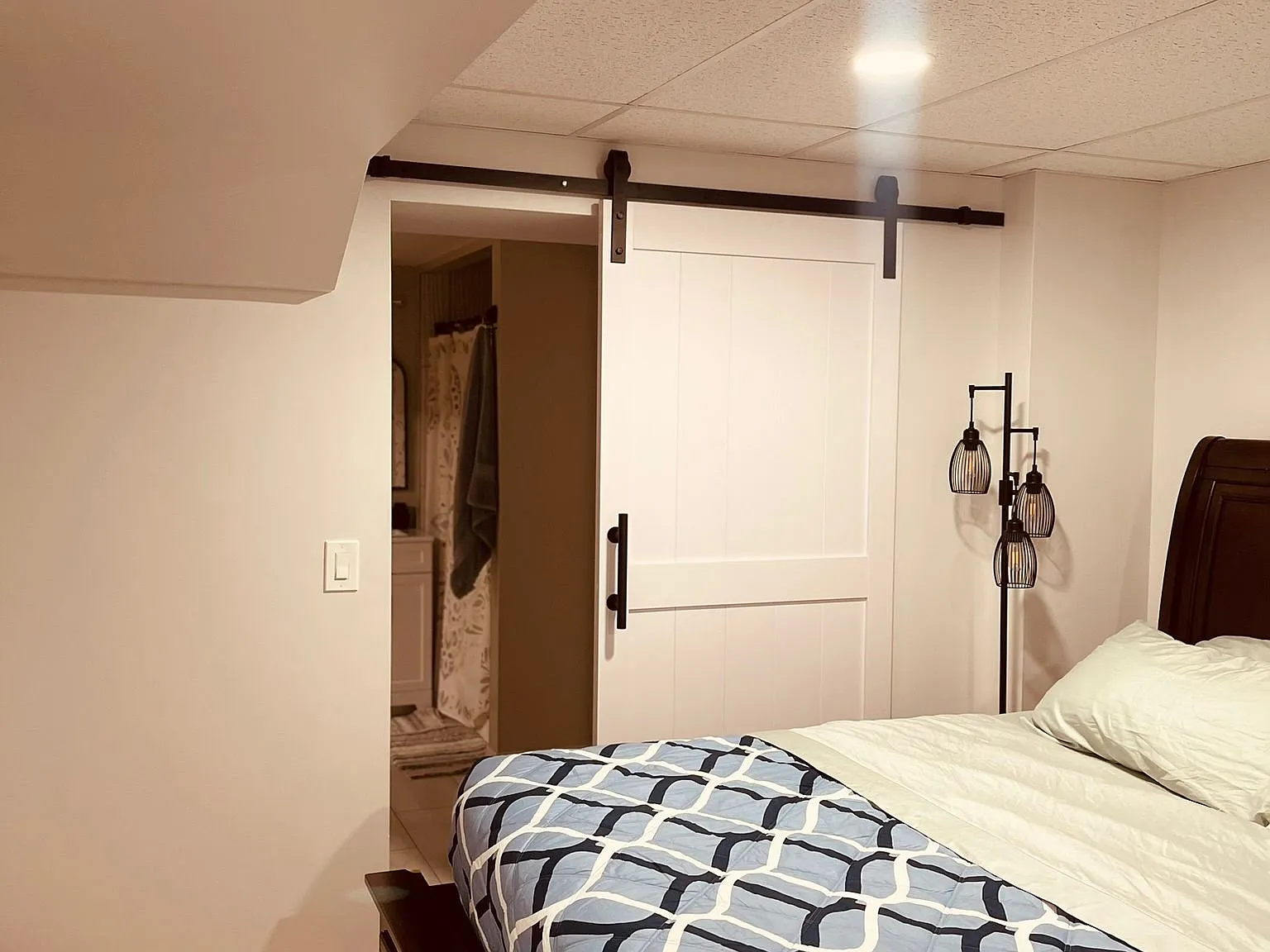 7 Victoria Ln — Photo 3