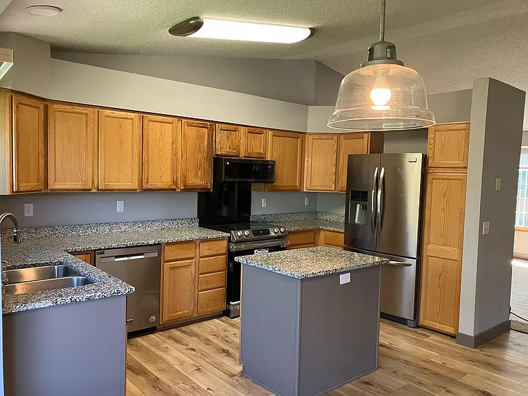 2726 Lear Dr — Photo 12