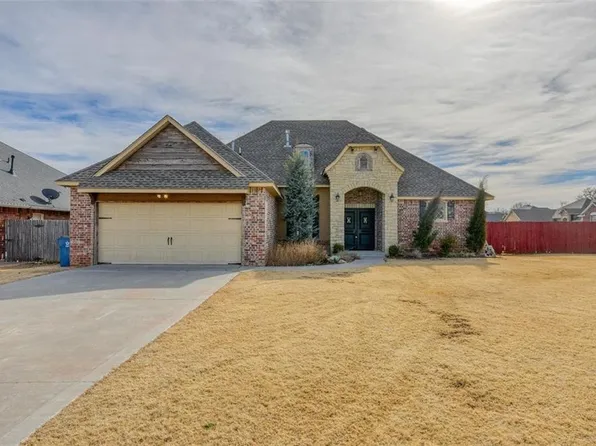 10804 Taylor Paige Dr, Midwest City, OK 73130