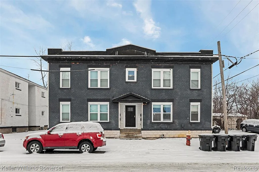 2 bed, 1.0 bath, 800 sqft, $1,150 — Photo 1