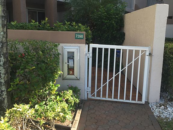 4th image of 7398 Granville Dr #105