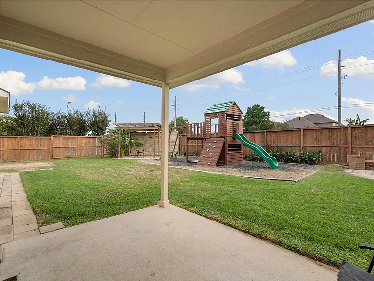 8923 Jordi Dr — Photo 10