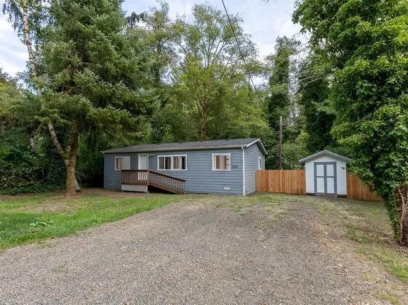 606 N Wayside Loop, Otis, OR 97368