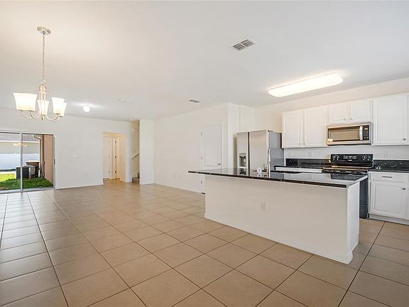 4th image of 1404 Dusty Stone Ln