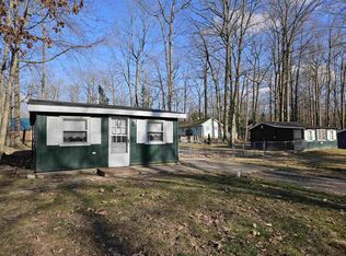 5352 Parklane Dr, Harrison, MI 48625