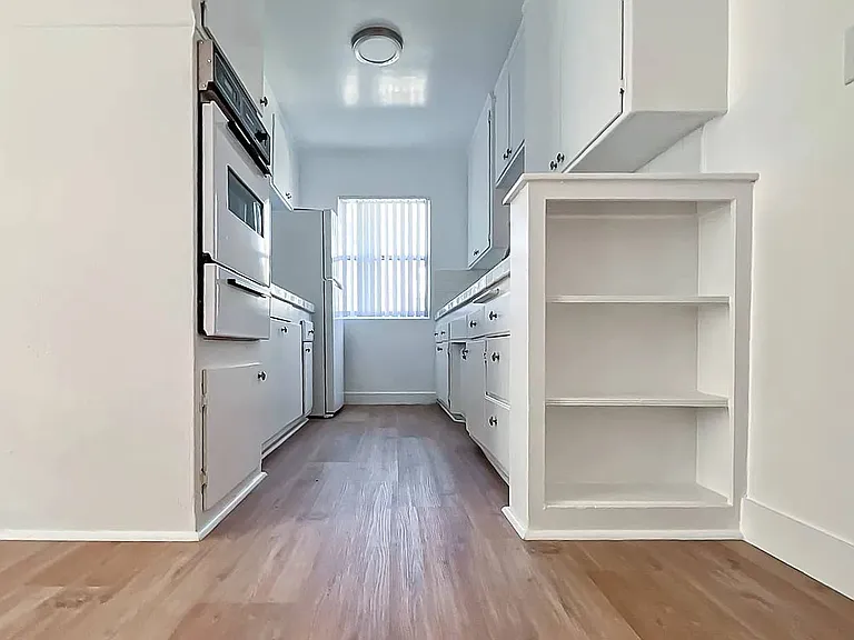 3916 Stevely Ave. (BV Port, LLC) — Photo 20