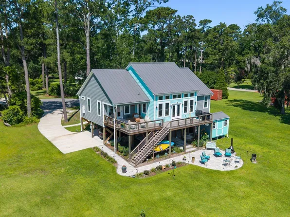 305 Rennys Creek Drive, New Bern, NC 28560