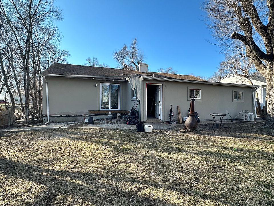 1st image of 11415 Crystal Ave