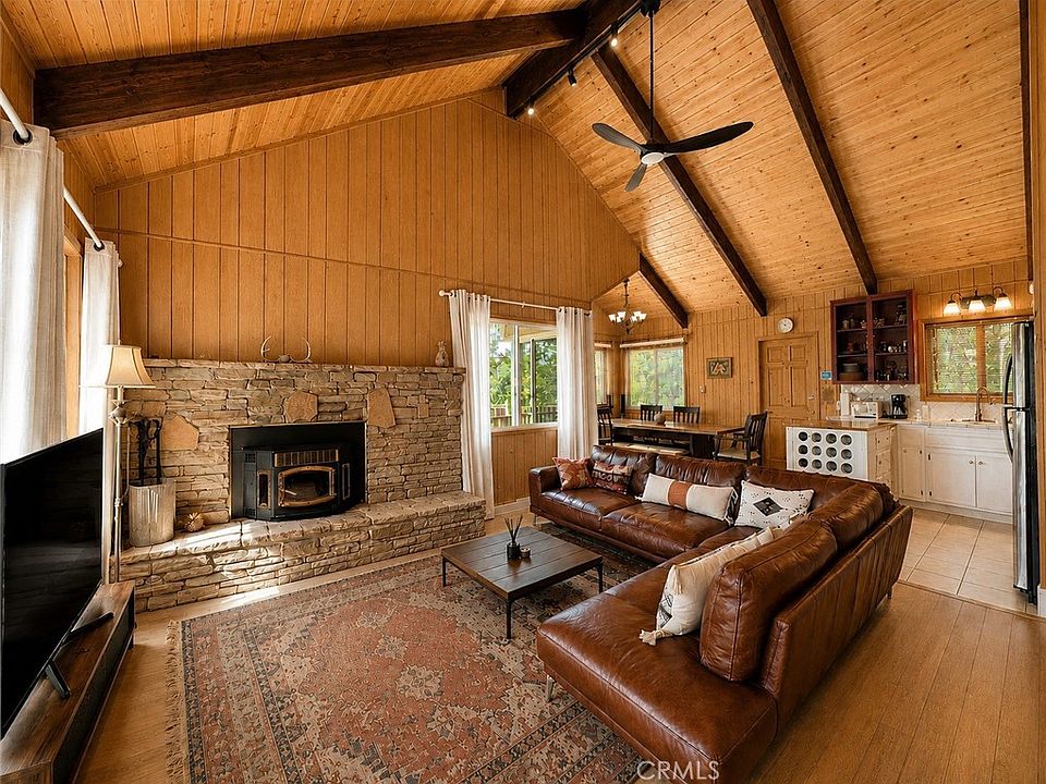 1st image of 15312 Juniper Ct