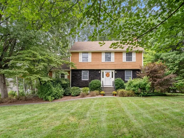 25 Marshall St, North Reading, MA 01864