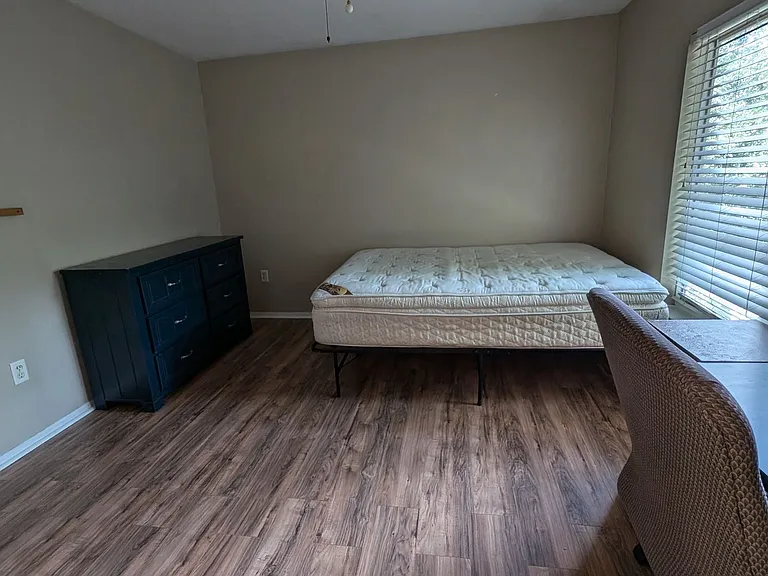 4000 SW 23rd St #5-205 — Photo 3