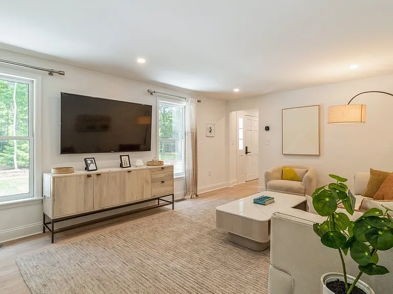 9 Banks Ct — Photo 6